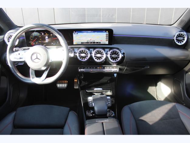 MERCEDES-BENZ Classe A 200 d AMG Line  