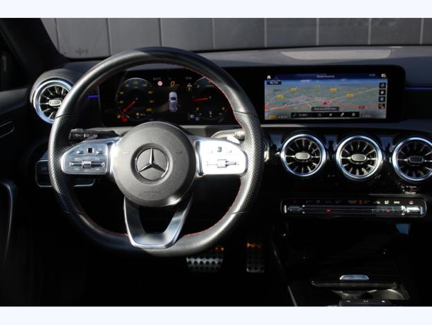 MERCEDES-BENZ Classe A 200 d AMG Line  