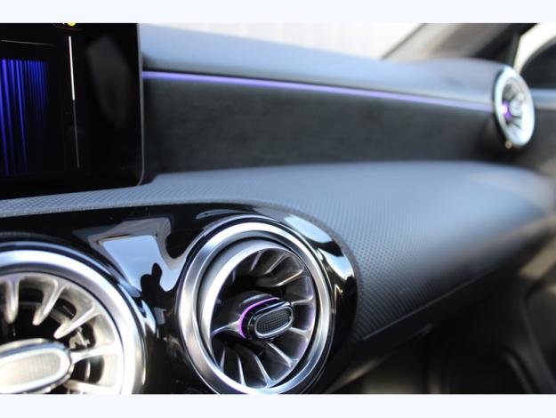 MERCEDES-BENZ Classe A 200 d AMG Line  