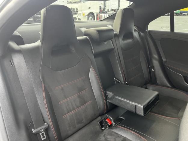 MERCEDES-BENZ CLA Coupé CLA 180 d Coupé AMG Line  