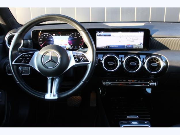 MERCEDES-BENZ Classe A 180 d Berline Business Line  Classe A 180 d Berline Business Line