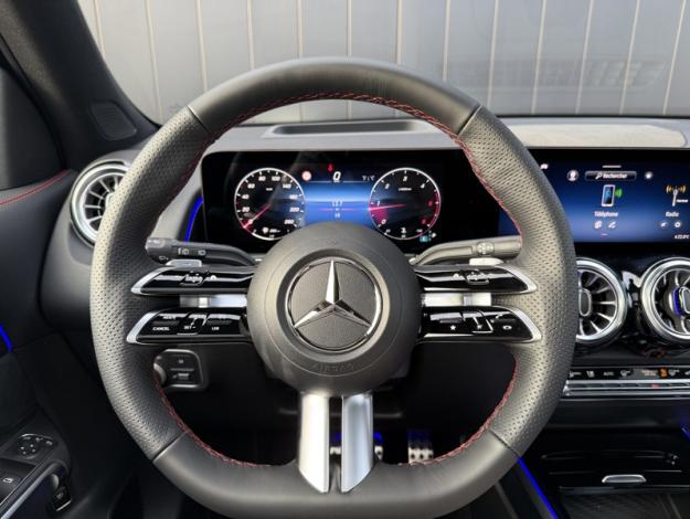 MERCEDES-BENZ GLB 200 d AMG Line  GLB 200 d AMG Line