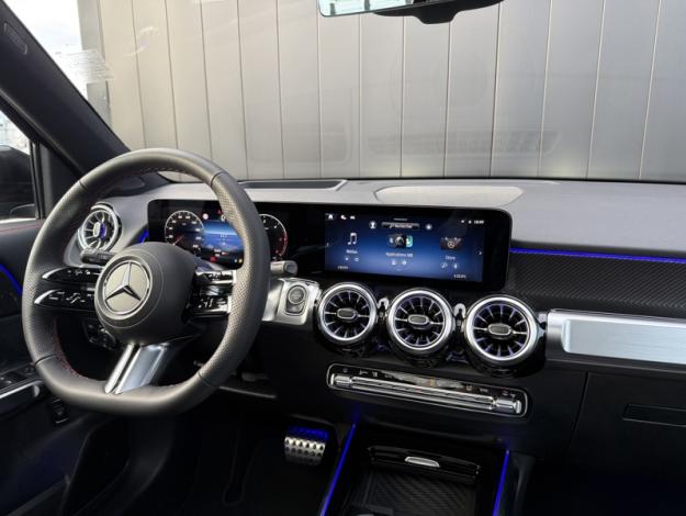 MERCEDES-BENZ GLB 200 d AMG Line  GLB 200 d AMG Line