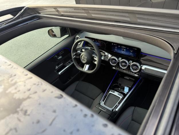 MERCEDES-BENZ GLB 200 d AMG Line  GLB 200 d AMG Line