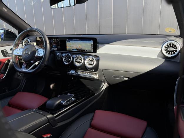 MERCEDES-BENZ CLA Coupé CLA 220 d Coupé AMG Line  