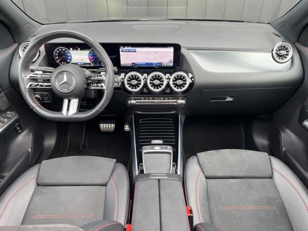 MERCEDES-BENZ GLA 220 d 4MATIC AMG Line  