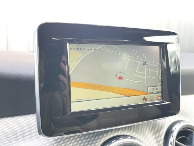 MERCEDES-BENZ GLA 180 d  Classe GLA/ X156 180 D INSPIRATION