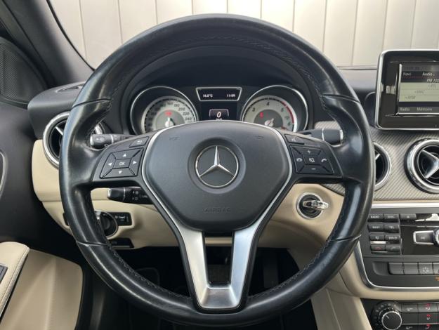 MERCEDES-BENZ GLA 180 d  Classe GLA/ X156 180 D INSPIRATION