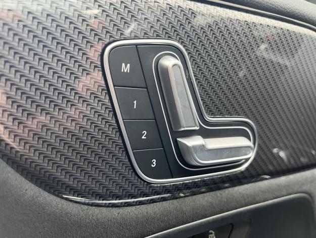 MERCEDES-BENZ Classe B 180 d AMG Line Edition  