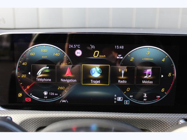 MERCEDES-BENZ CLA Coupé CLA 200 d Coupé AMG Line  CLA 200 d CoupÚ AMG Line