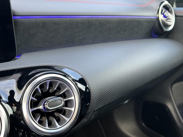 MERCEDES-BENZ CLA Shooting Brake CLA 250 e Hybrid EQ Shooting Brake AMG Line  