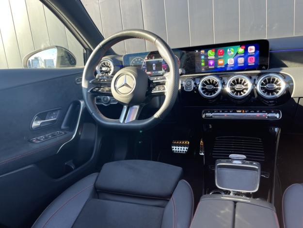 MERCEDES-BENZ Classe A 180 d AMG Line  