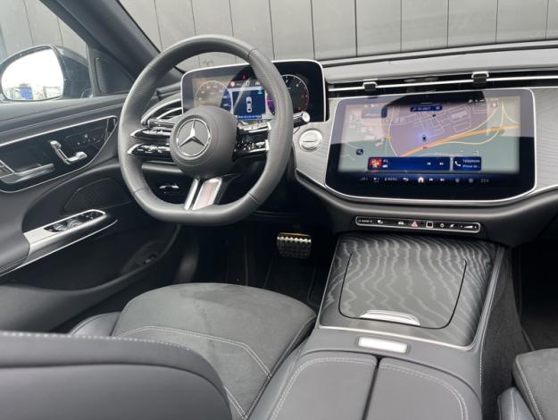 MERCEDES-BENZ Classe E Berline Classe E 220 d AMG Line Berline  