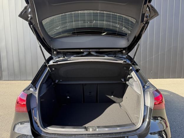 MERCEDES-BENZ Classe A 180 d AMG Line  Classe A 180 d AMG Line