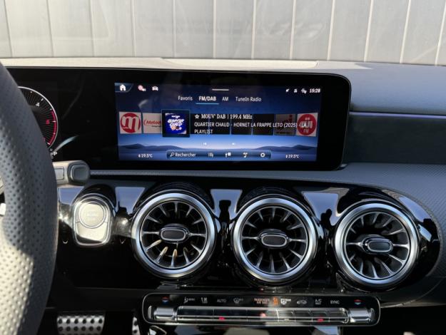 MERCEDES-BENZ Classe A 180 d AMG Line  Classe A 180 d AMG Line