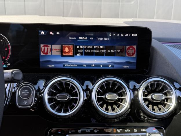 MERCEDES-BENZ GLA 200 d AMG Line  GLA 200 d AMG Line