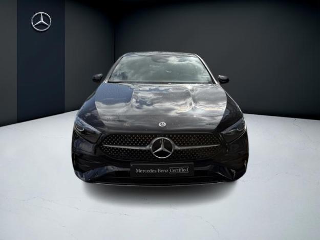 MERCEDES-BENZ A 250 e AMG Line  