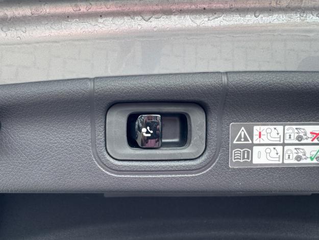 MERCEDES-BENZ C 200 d AMG Line  