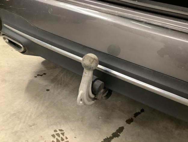 MERCEDES-BENZ B 180 d Luxury Line Attelage  