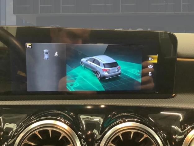 MERCEDES-BENZ A-Klasse A 180 d