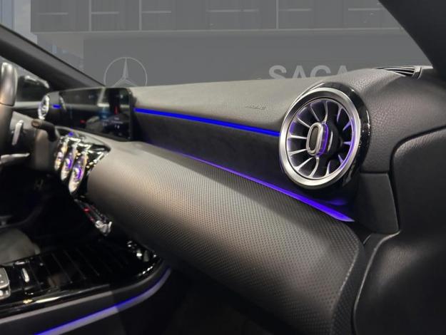 MERCEDES-BENZ A 180 d Berline AMG Line  