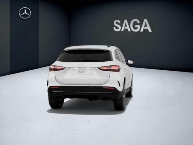 MERCEDES-BENZ GLA 180  Star Edition