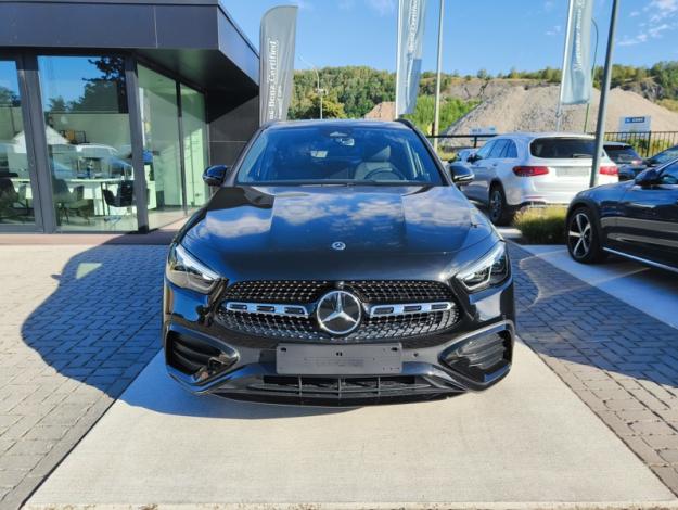MERCEDES-BENZ GLA 180 tout terrain  Star Edition