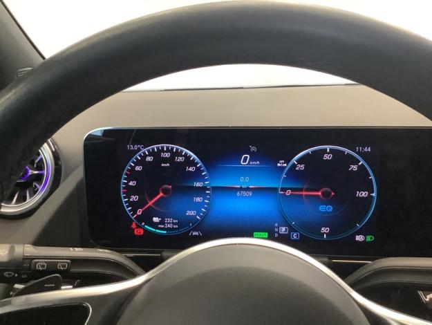 MERCEDES-BENZ EQA EQA 250 SUV