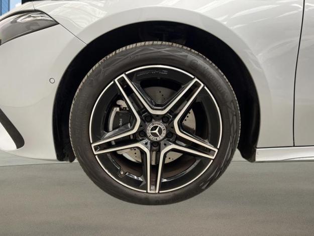 MERCEDES-BENZ A 250 e AMG Pack Night Pano  