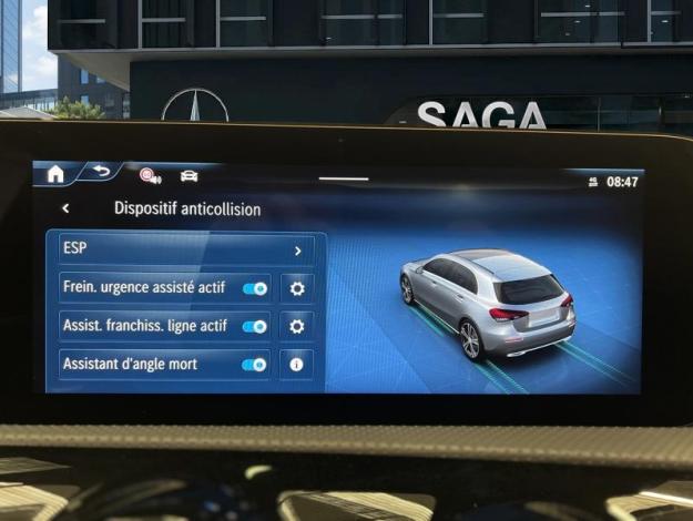 MERCEDES-BENZ A 250 e AMG Pack Night Pano  