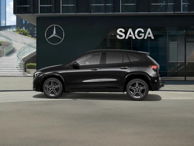 MERCEDES-BENZ GLA 180 Star Edition  