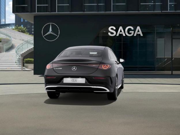 MERCEDES-BENZ CLA 200 AMG Line  