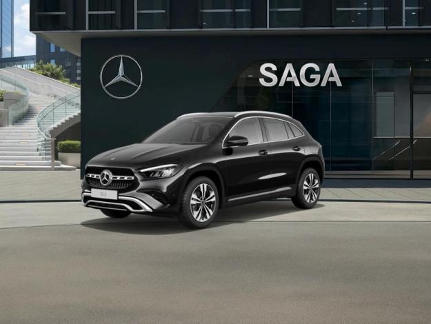 MERCEDES-BENZ GLA 180 Cyber Edition  