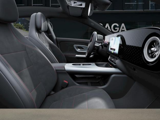 MERCEDES-BENZ CLA 180 AMG Line  