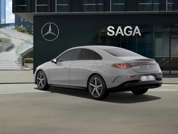 MERCEDES-BENZ CLA 200 AMG Line  