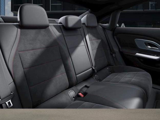 MERCEDES-BENZ CLA 200 AMG Line  