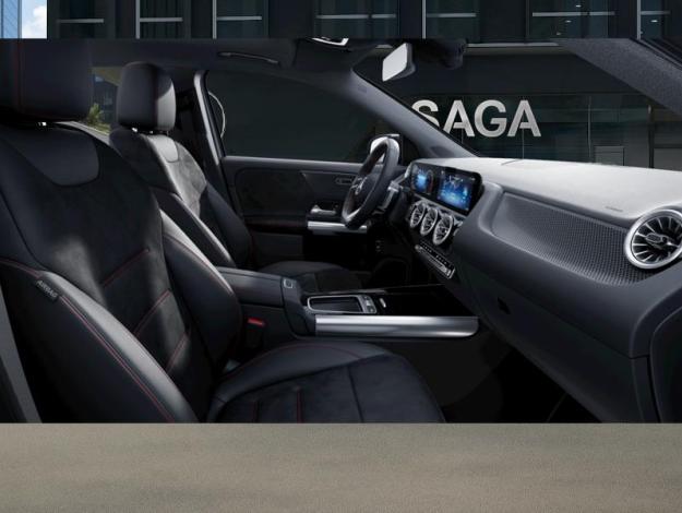 MERCEDES-BENZ GLA 180 Star Edition  