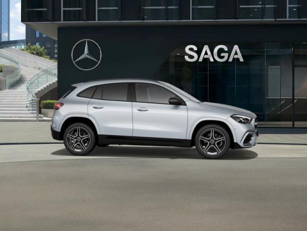 MERCEDES-BENZ GLA 180 Star Edition  