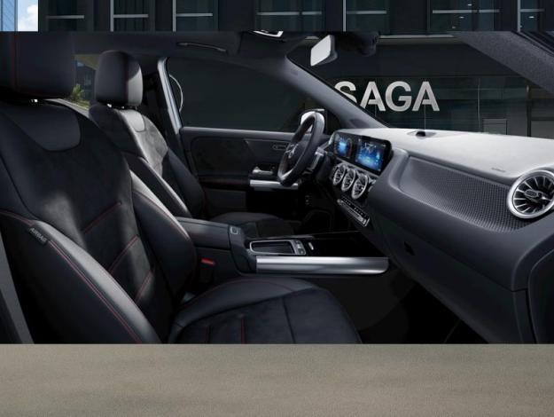 MERCEDES-BENZ GLA 180 Star Edition  