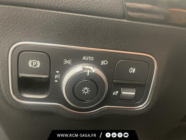 MERCEDES-BENZ GLA 200 d AMG Line  