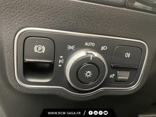 MERCEDES-BENZ GLA 200 d Business Line  