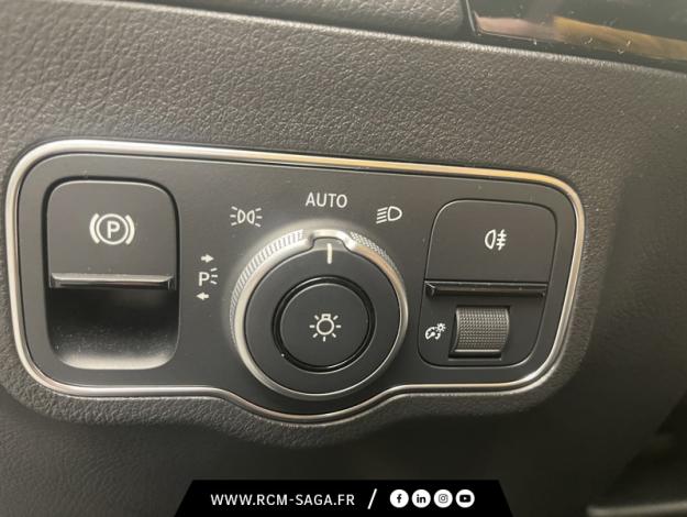 MERCEDES-BENZ GLA 200 d AMG Line  