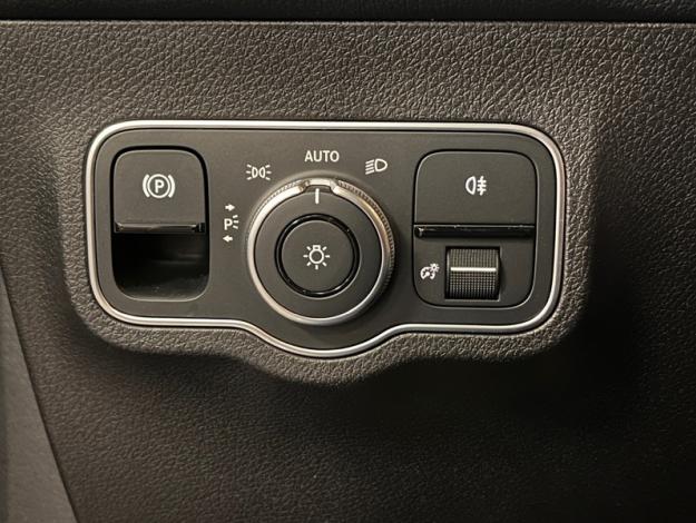 MERCEDES-BENZ EQB 250+ Progressive Line  