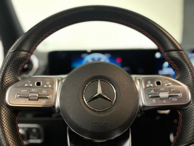 MERCEDES-BENZ GLA 200 AMG Line  GLA 200 AMG Line