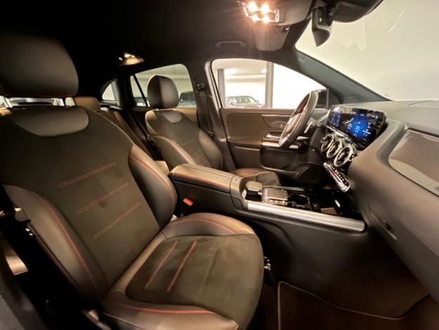 MERCEDES-BENZ GLA 200 AMG Line  GLA 200 AMG Line