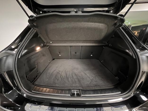 MERCEDES-BENZ GLA 200 AMG Line  GLA 200 AMG Line