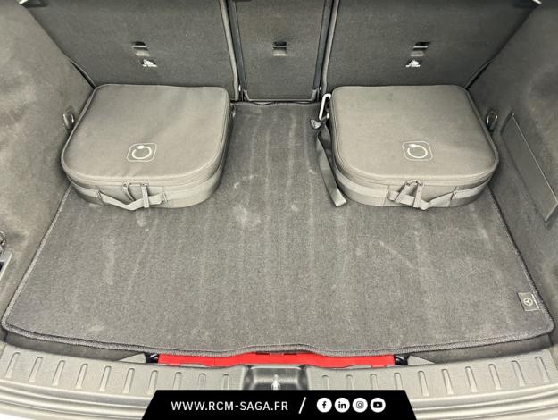 MERCEDES-BENZ GLA 250 e AMG Line  