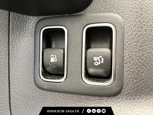 MERCEDES-BENZ GLA 250 e AMG Line  