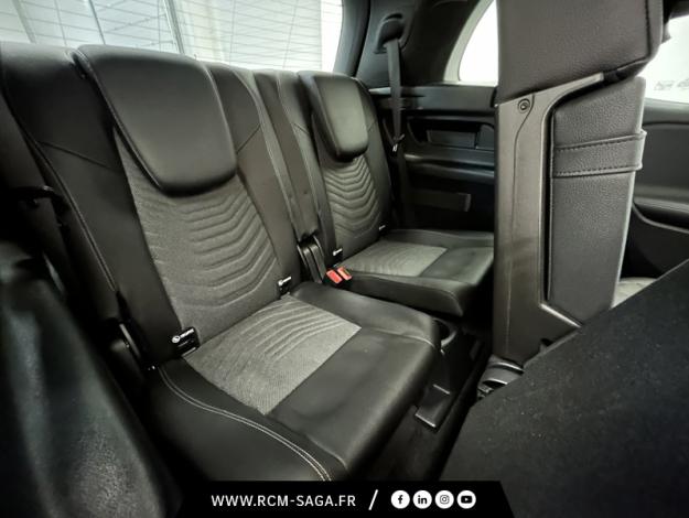 MERCEDES-BENZ GLB 200 Progressive Line  GLB 200 Progressive Line