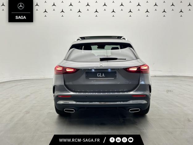 MERCEDES-BENZ GLA 200 d AMG Line  GLA 200 d AMG Line